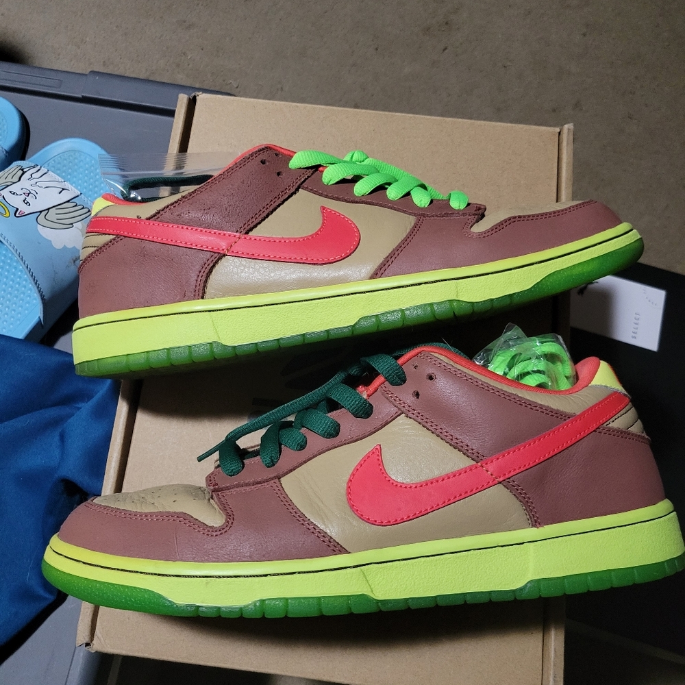 Nike sb dunk lows toxic sea Robin's size 12